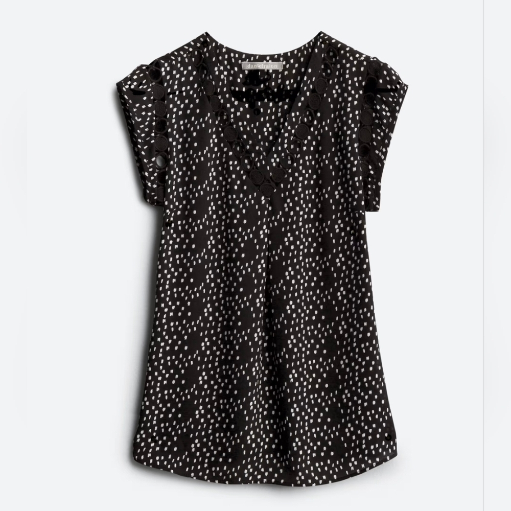 Daniel Rainn Black and White Patterned Blouse - Picture 5 of 5